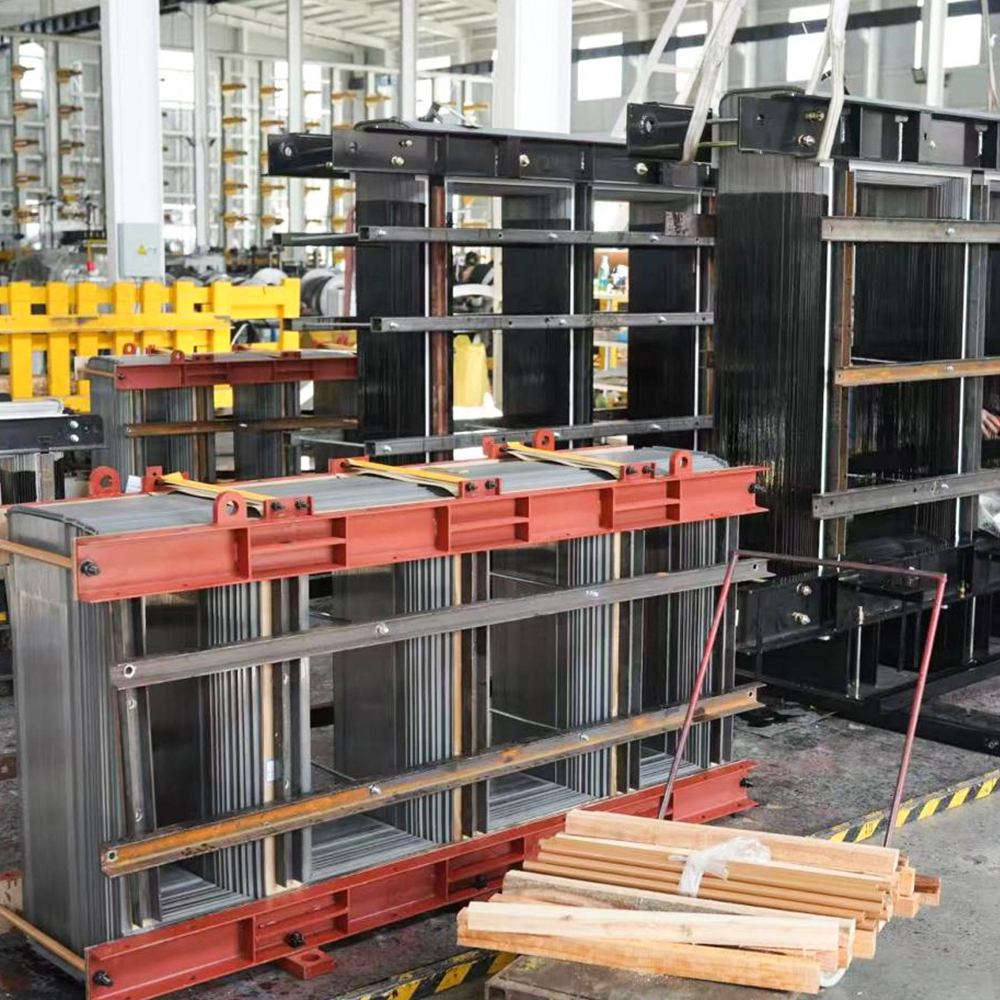 Inti Transformator Terendam Minyak